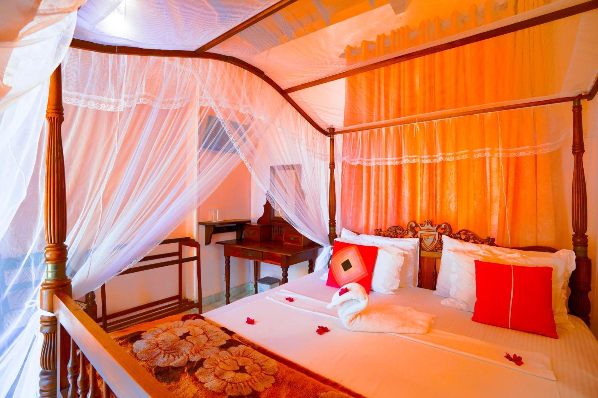 גאלה Frangipani Motel מראה חיצוני תמונה
