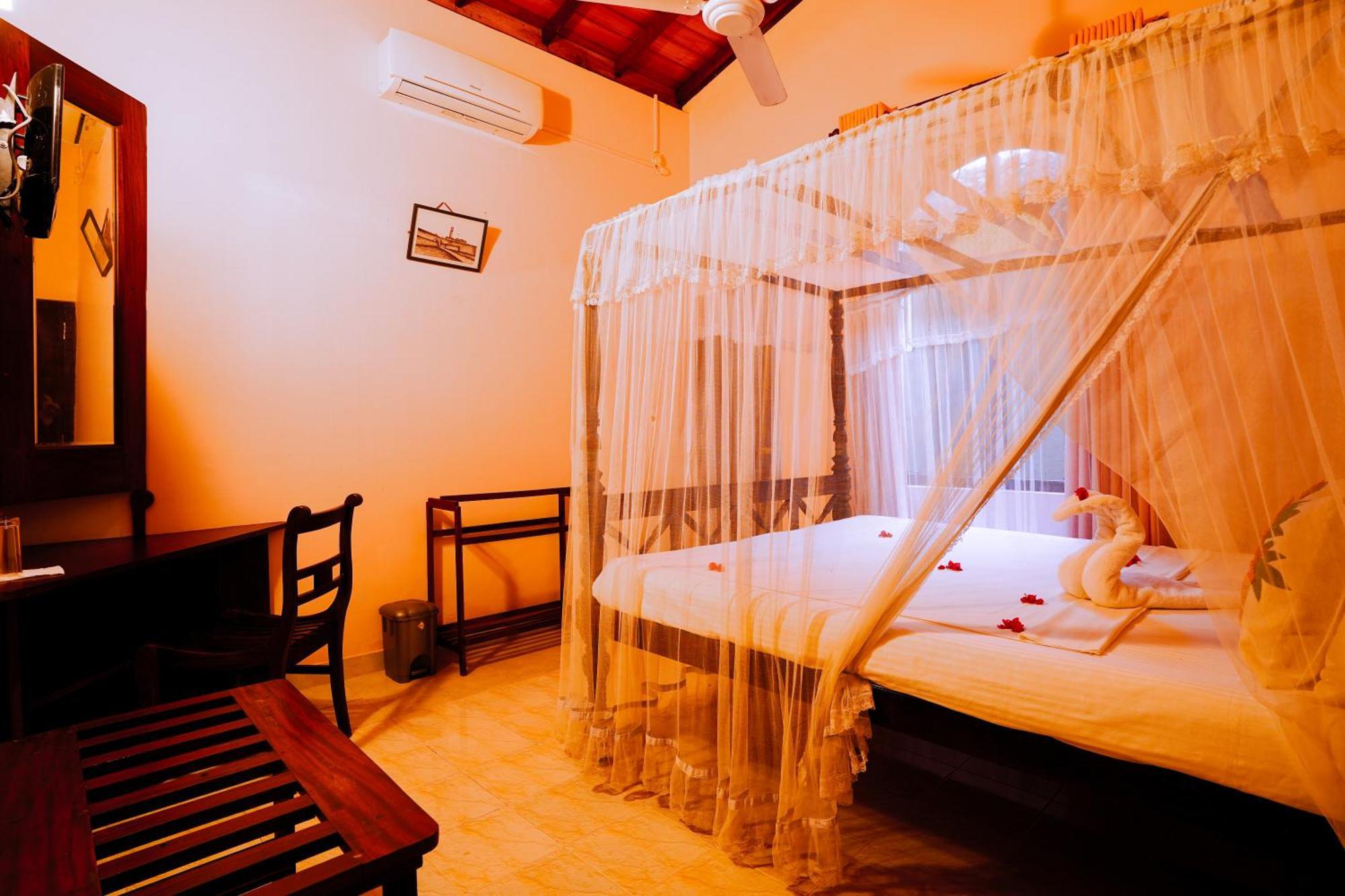 גאלה Frangipani Motel מראה חיצוני תמונה