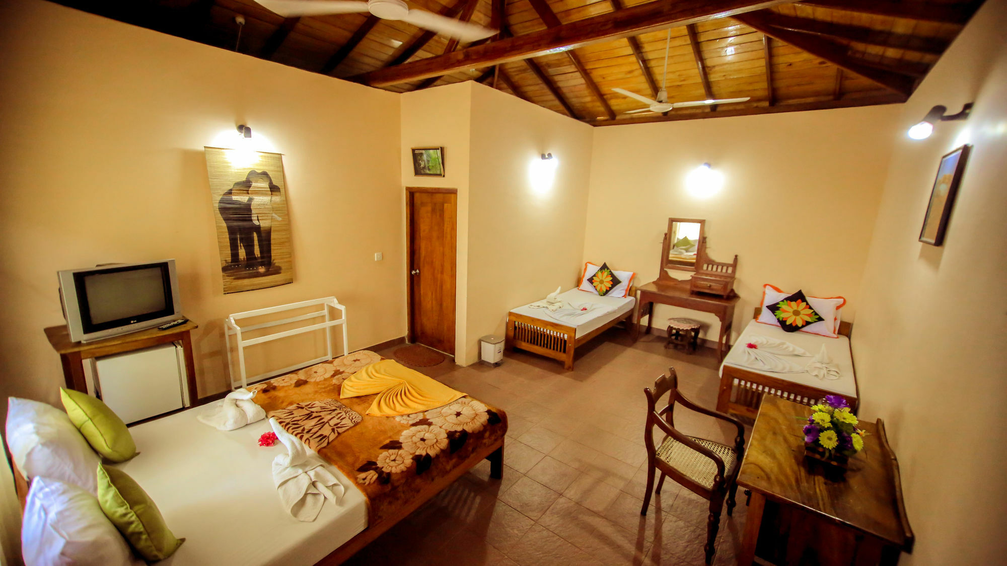 גאלה Frangipani Motel מראה חיצוני תמונה