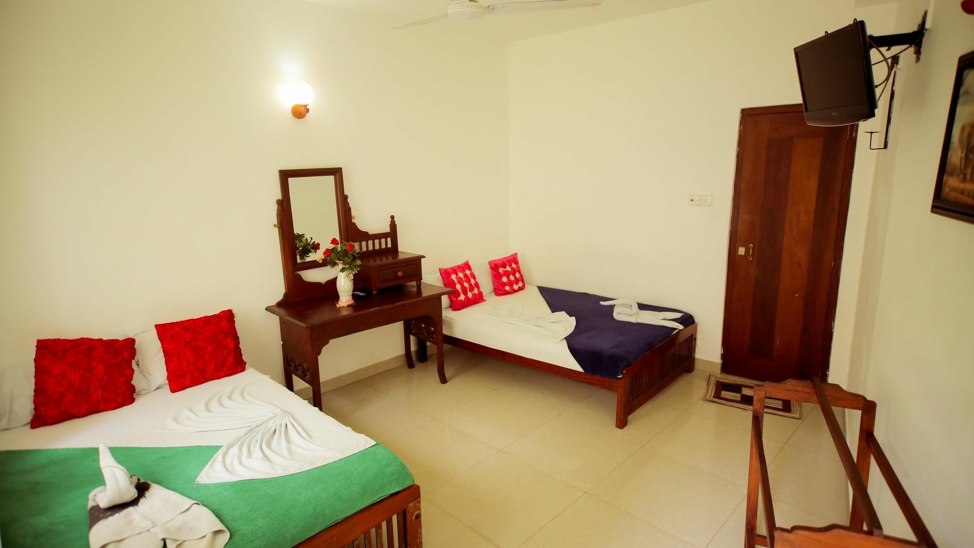 גאלה Frangipani Motel מראה חיצוני תמונה